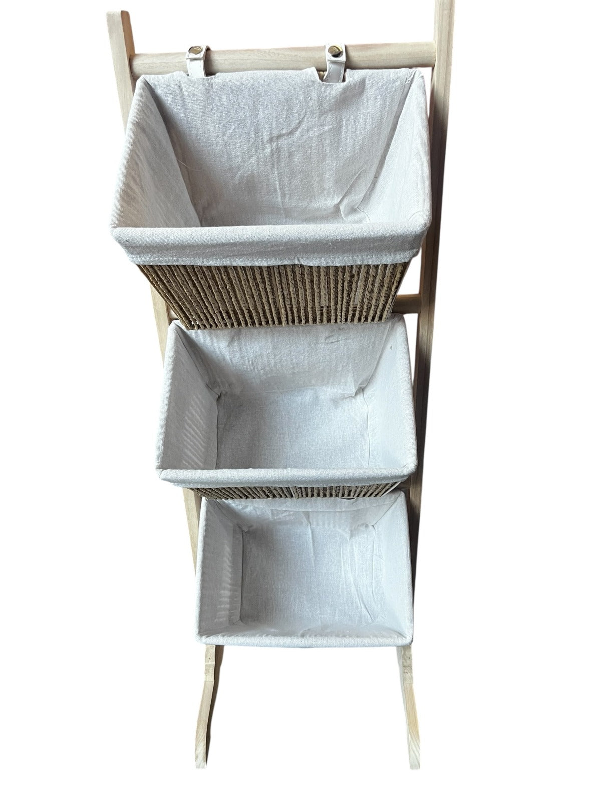 Plataforma suspendida de 3 niveles 35*35*102 mm 
