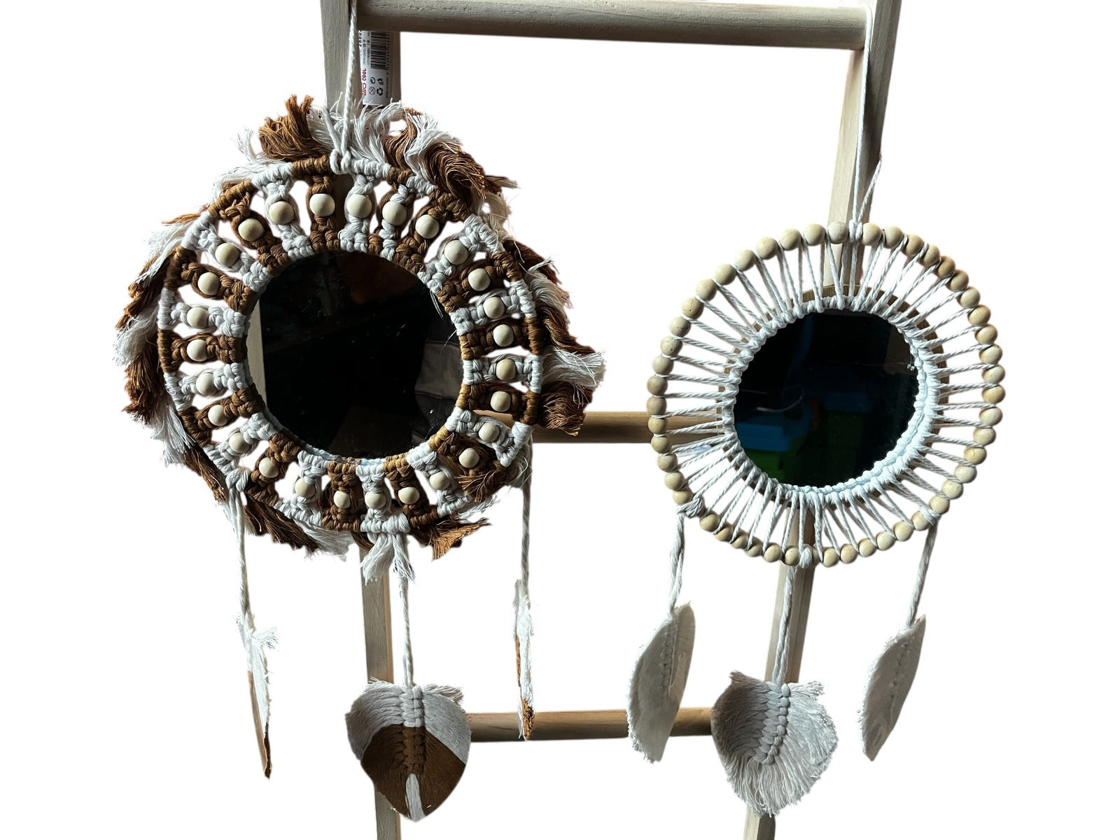 Espejo Redondo Decorativo con Marco de Macramé y Plumas - Estilo Boho