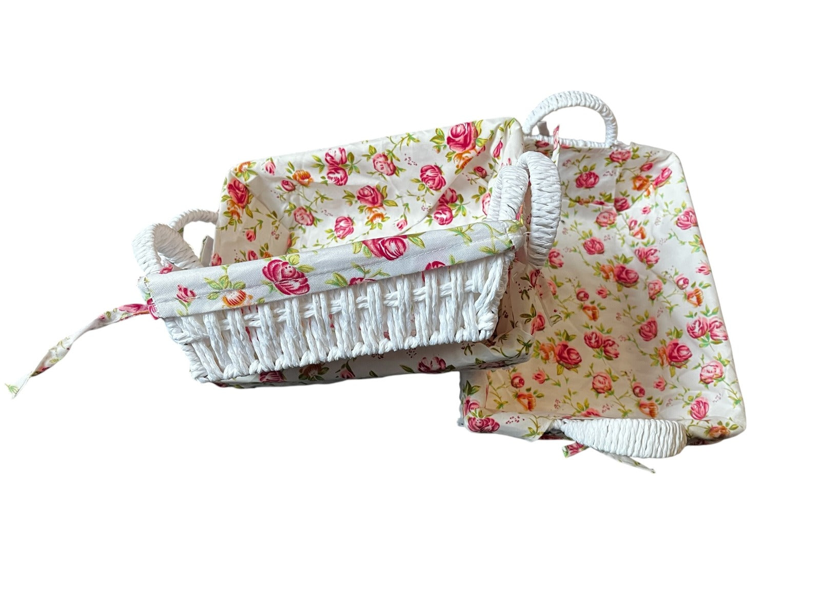 Set de 3 Canastos de Mimbre Blanco con Forro Floral - Diseño Rosas