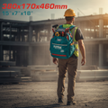 Trabajador de construcción usando mochila TOTAL Super en obra