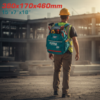 Trabajador de construcción usando mochila TOTAL Super en obra